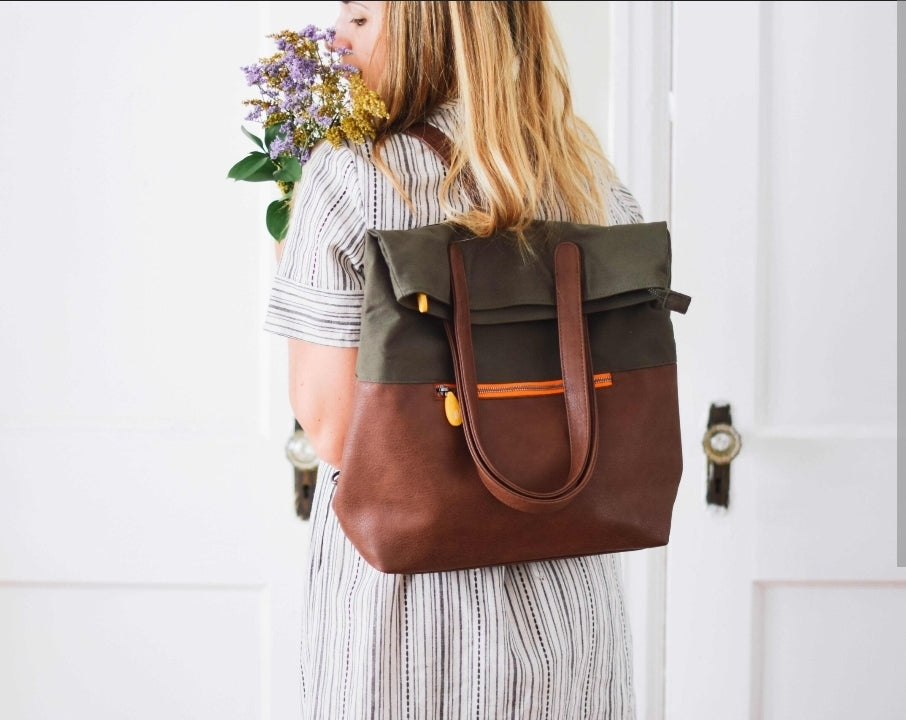 Greenpoint Convertible Backpack Tote with Trolley Sleeve